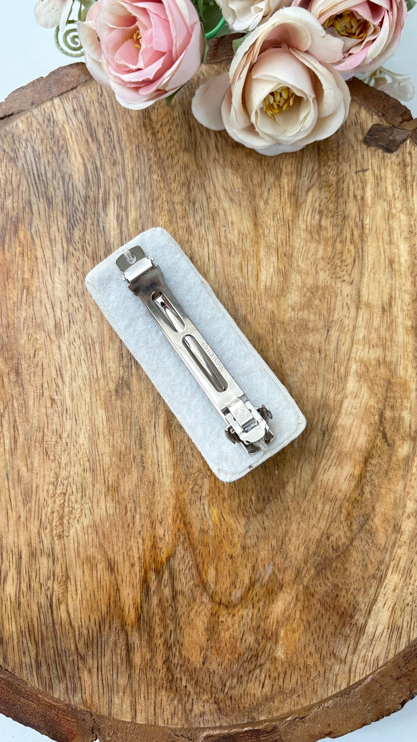 Embroidered barette clip