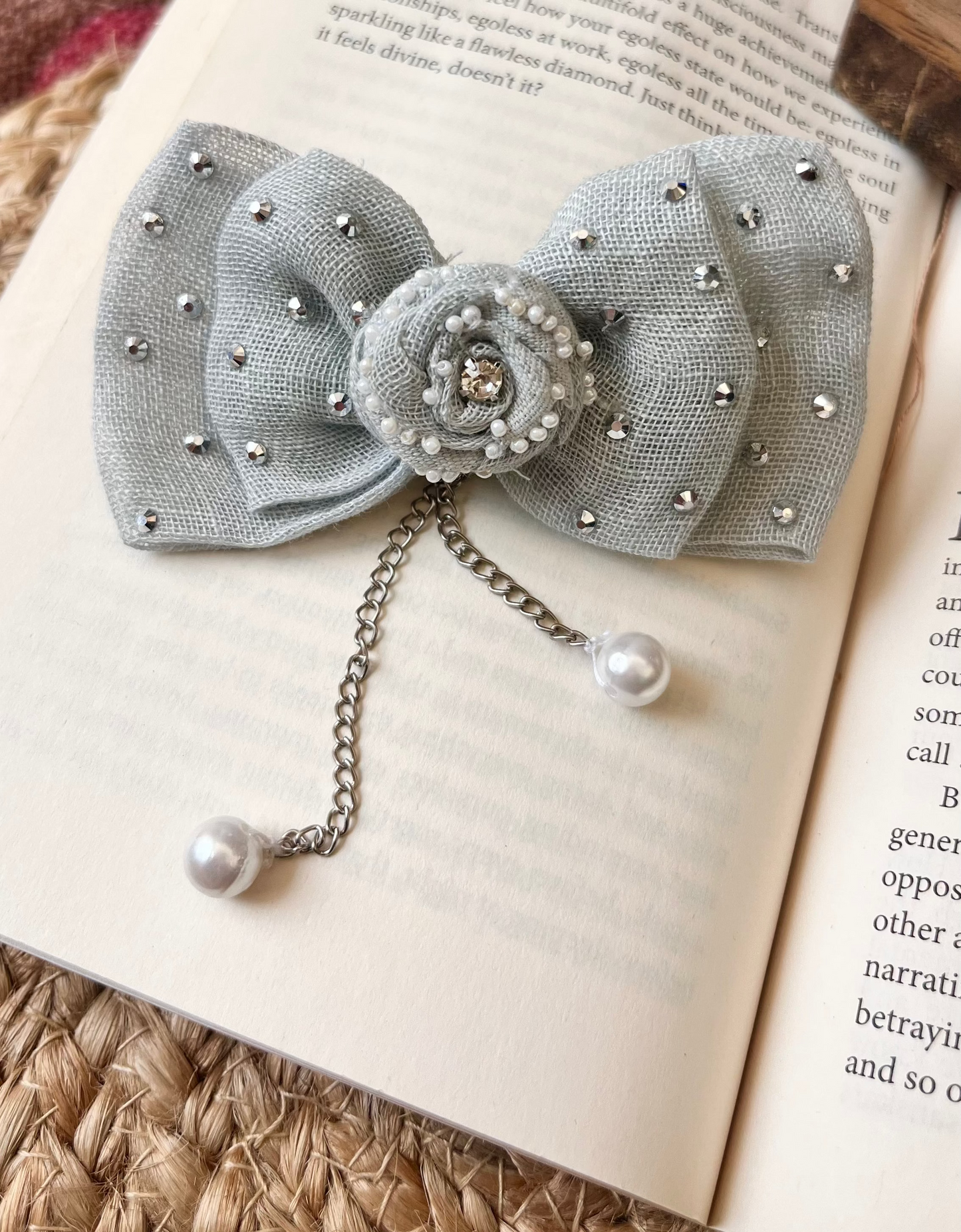 Pearl drop bow