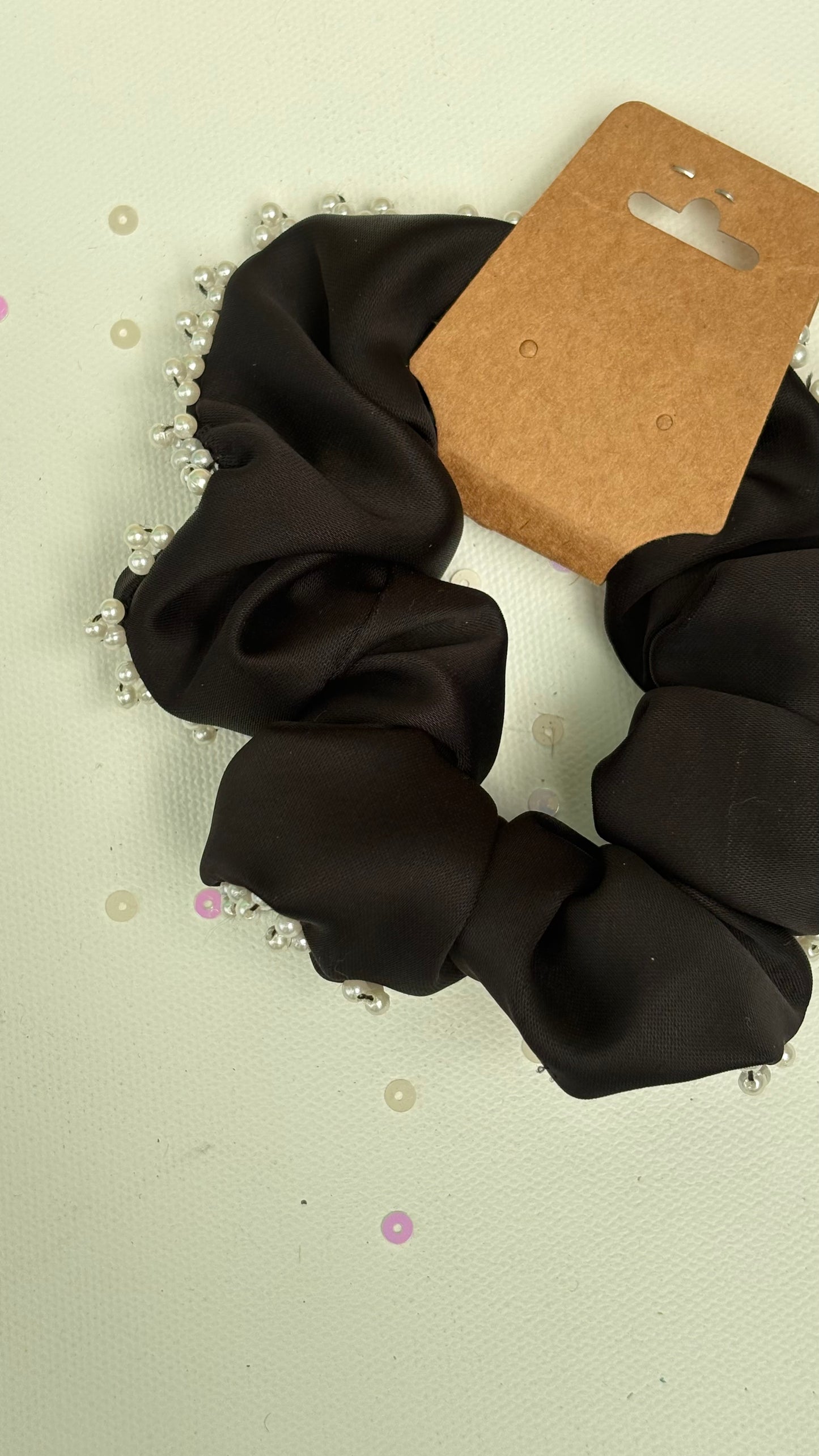 Pearl scrunchies