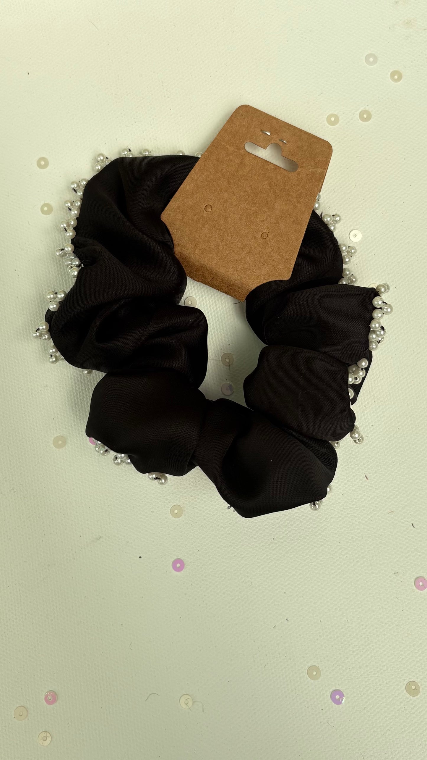 Pearl scrunchies