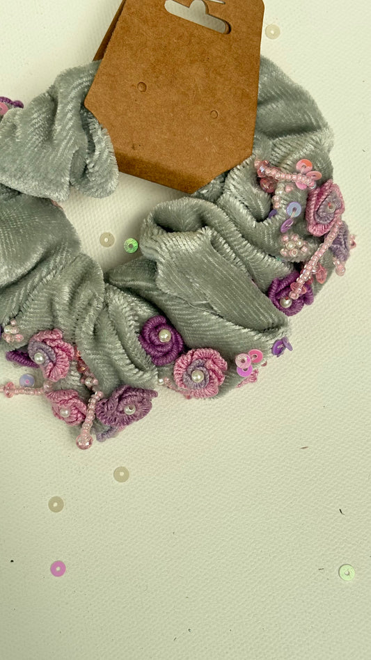 Pop up scrunchies