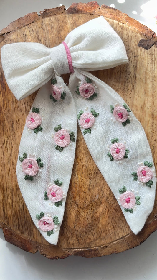 Vintage bloom bow