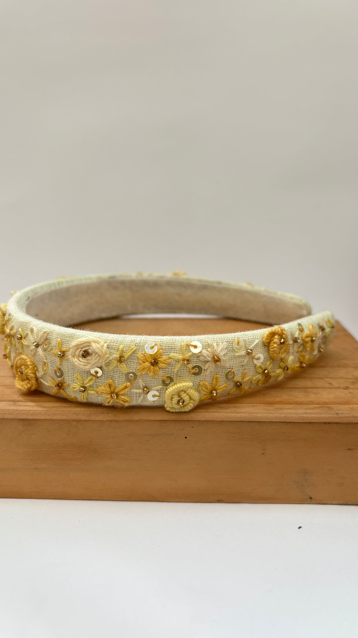 Petal glow hair band