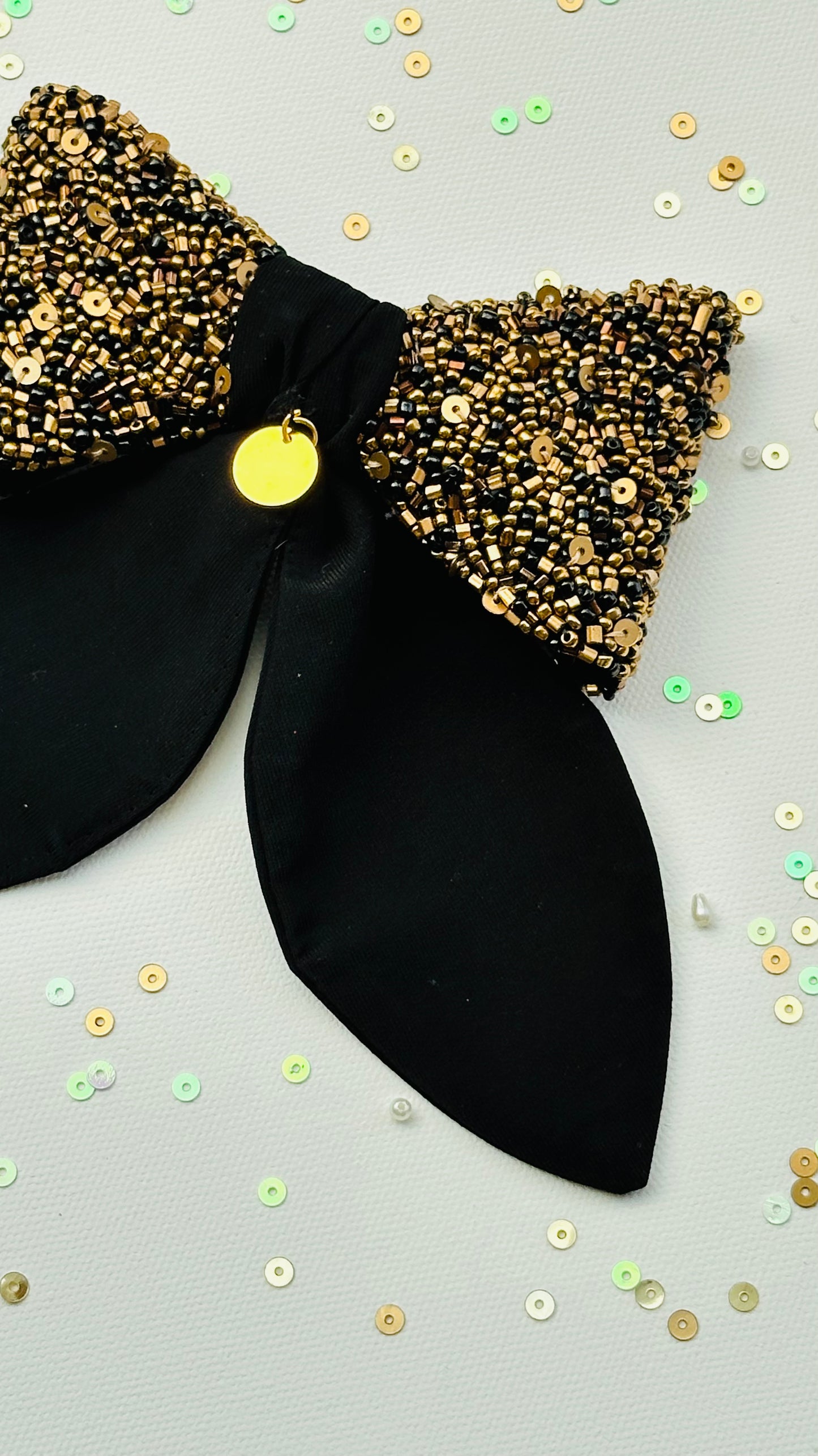 Glamour knot bow