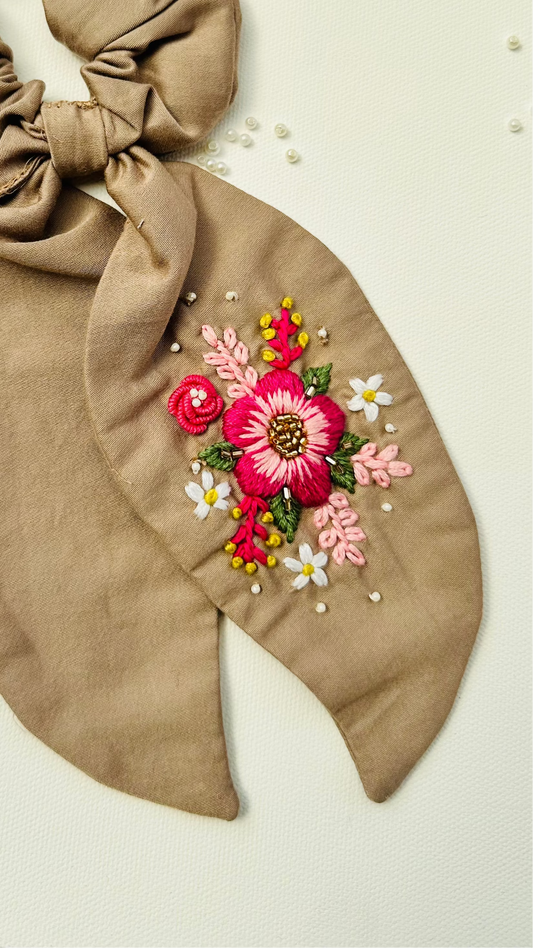 Bloom knot scrunchies